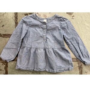 Old Navy Toddler Girl Denim Shirt. 5T.